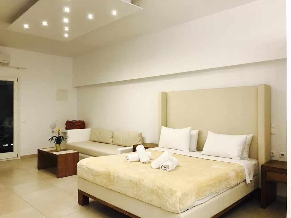 Queen Boutique Suites Mykonos Town Exterior photo